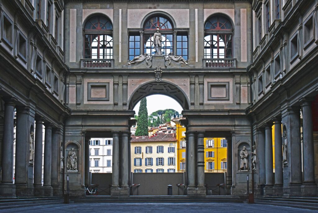 uffizi gallery, courtyard, columns, architecture, peristyle, colonnade, building, art museum, renaissance, florence, italy, uffizi gallery, uffizi gallery, uffizi gallery, uffizi gallery, uffizi gallery